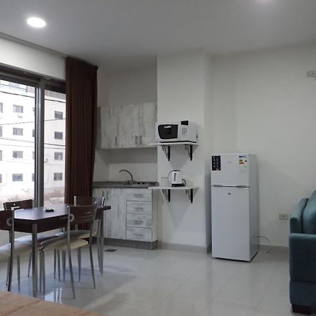 Furnished Apartments Near Mcdonald'S Al-Madina Al-Monawara St Amán Exterior foto