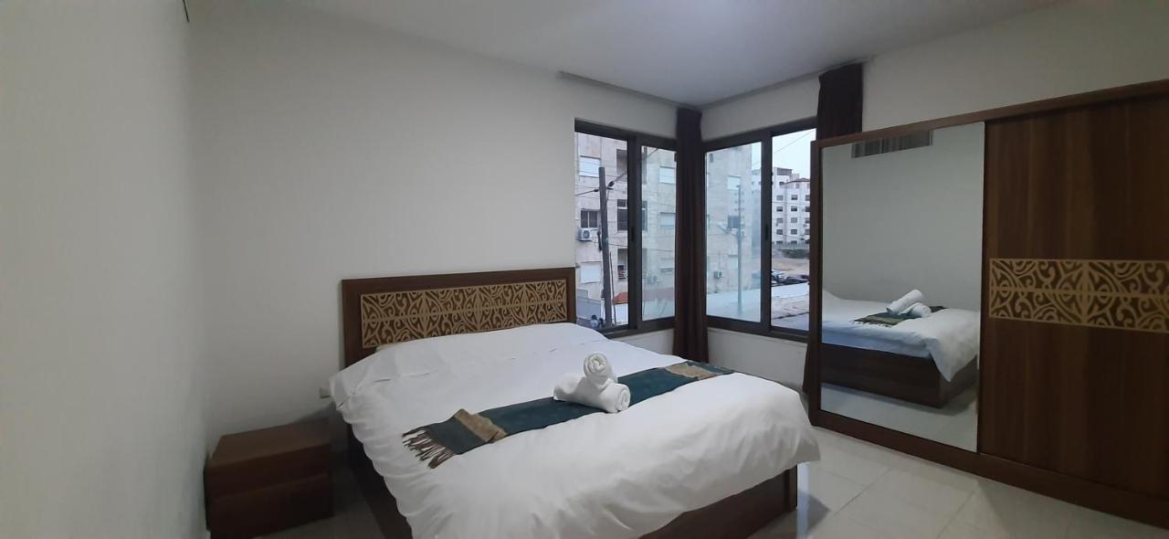 Furnished Apartments Near Mcdonald'S Al-Madina Al-Monawara St Amán Exterior foto